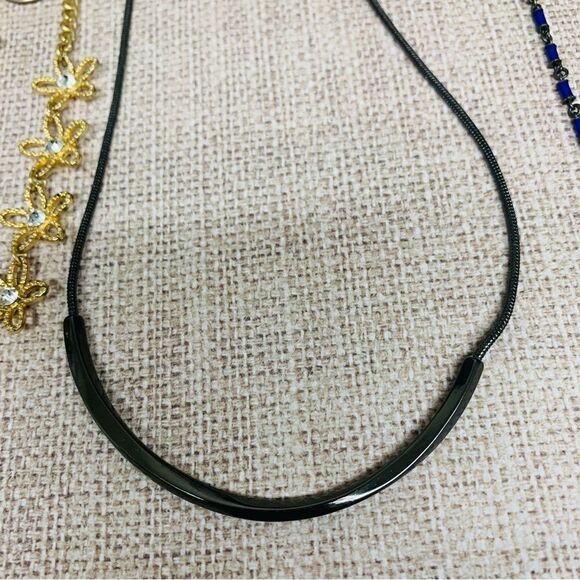 Dainty Necklace Bundle  - Picture 4 of 4